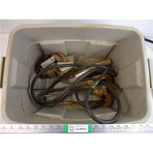 Tote with Saws and other tools as pictured