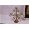 Image 4 : Framed Vintage Picture + Famliy Tree Picture Frame