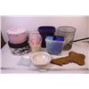 Image 1 : (2) Hat Boxes, (3) Garbage Cans +Misc