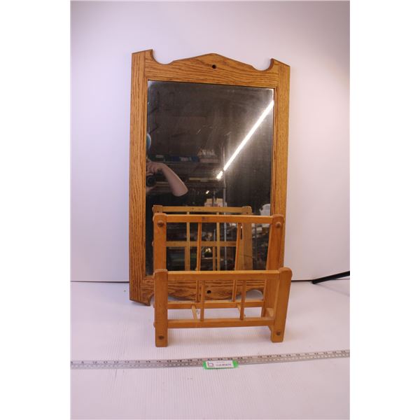 Mirror (30x19) + Magazine Stand