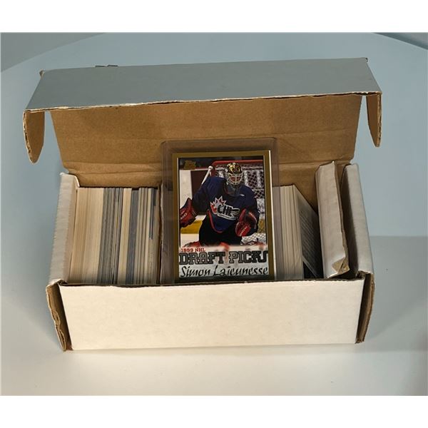 1999-2000 Hockey Card Collection Upper Deck & Victory