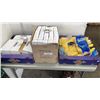 Image 1 : 3 BOXES OF NEW LIGHT BULBS AND RUBBER GLOVES