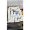 Image 8 : 3 BOXES OF NEW LIGHT BULBS AND RUBBER GLOVES