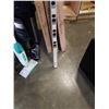 Image 2 : APC POWER BAR - 16 OUTLETS