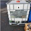 Image 2 : 1000 LITER FOOD GRADE LIQUID CONTAINER