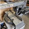 Image 2 : SEARS CRAFTSMAN COMPOUND MITER SAW WORKING