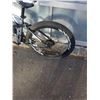 Image 2 : BLACK FOLDING GLADIATOR BIKE