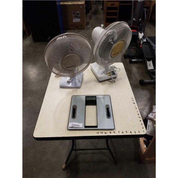 2 WINDMERE TABLE FANS AND DIGITAL SCALE