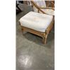 Image 2 : RATTAN SWIVEL CHAIR AND OTTOMAN