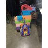 Image 1 : 2 PINATAS