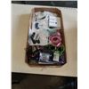 Image 1 : TRAY OF LIGHTNING HEADPHONE ADAPTERS, TYPE C HEADPHONE ADAPTERS