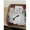 Image 3 : TRAY OF LIGHTNING HEADPHONE ADAPTERS, TYPE C HEADPHONE ADAPTERS