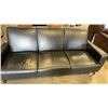 Image 2 : LEATHER SOFA