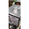 Image 2 : BELLA PRO SERIES 6QT AIR FRYER - TESTED WORKING - RETAIL $219