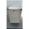 Image 1 : ANTIQUE HARDSIDE LAUNDRY HAMPER WITH GLASS TOP