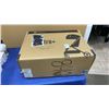 Image 2 : AS NEW ERGOBABY METRO BLACK STROLLER - RETAIL $398