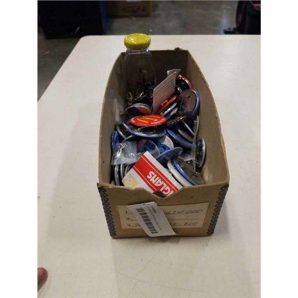 BOX OF VARIOUS PINS AND KEYS