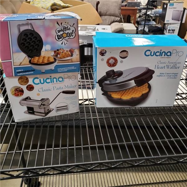 HEART WAFFLE MAKER, PASTA MAKER AND BUBBLE FUN MINI WAFFLE MAKER
