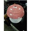 Image 2 : PINK AND WHITE WICKER MUSHROOM HAMPER