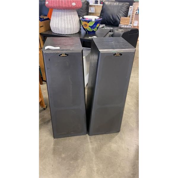 PAIR OF DAHLQUEST PDQ-820 FLOOR SPEAKERS