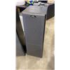 Image 5 : PAIR OF DAHLQUEST PDQ-820 FLOOR SPEAKERS