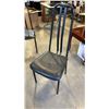 Image 2 : 4 BLACK METAL CHAIRS