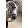 Image 3 : CUISINART PERFECTEMP CORDLESS KETTLE - TESTED WORKING - RETAIL $167