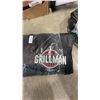 Image 3 : 3 AS NEW OUTDOOR GRILL COVERS