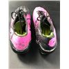 Image 3 : JUSTIN BETHEL GAME WORN BREAST CANCER AWARENESS ARIZONA CARDINAL CLEATS PSA DNA