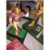 Image 2 : LARGE LOT OF 49ERS COLLECTIBLES