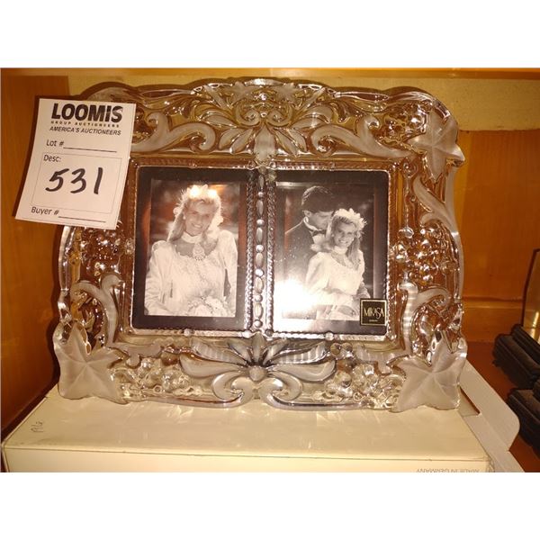 New Mikasa Vintage Memories Duet Floral Glass Frame 11.5" Wide For 3X5