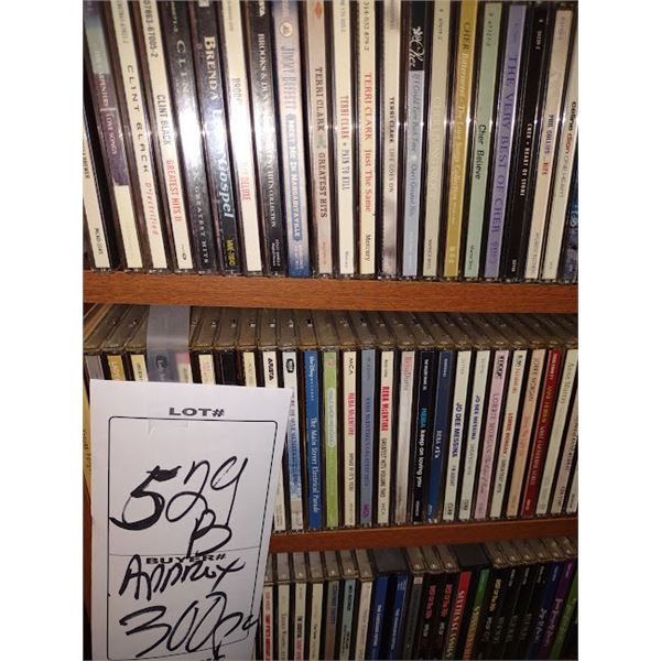 HUGE COLLECTION OF CDs & OTHER (Appox 300 pcs)