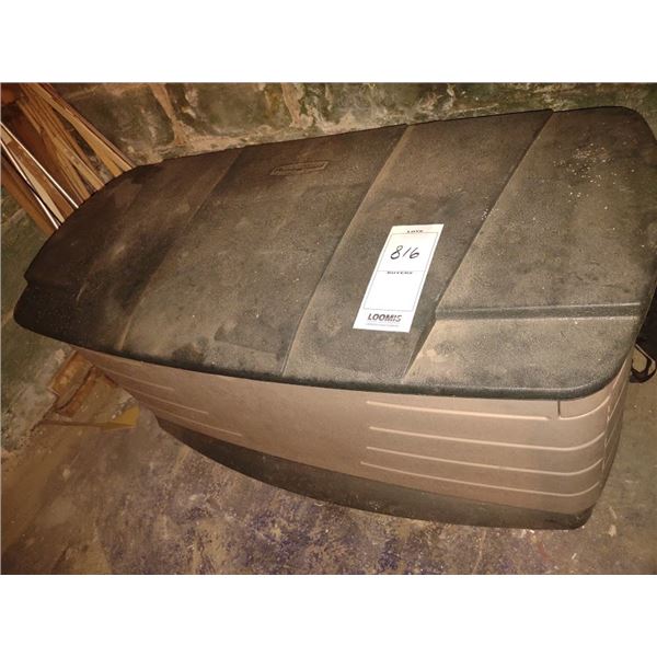 Rubbermaid Storage unit