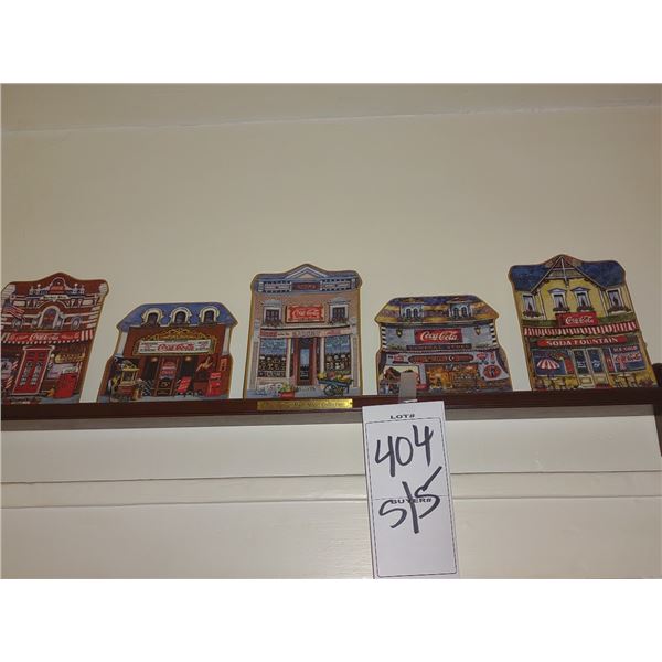 S/5 CC SIGNED PLATES w WOOD RACK
