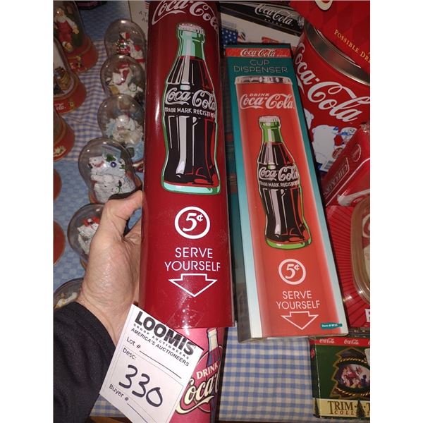 METAL VINTAGE CUP HOLDER w CUPS