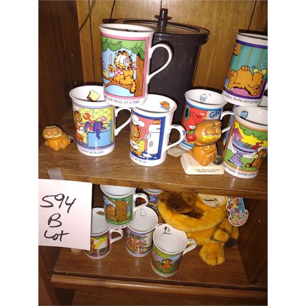 GARFILED LARGE COLLECTION LOT
