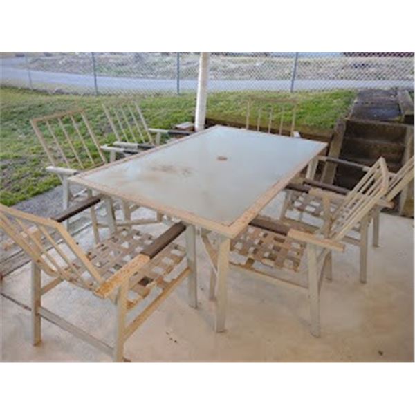 ASST PATIO FURNITURE ( APPRX 11 PCS)