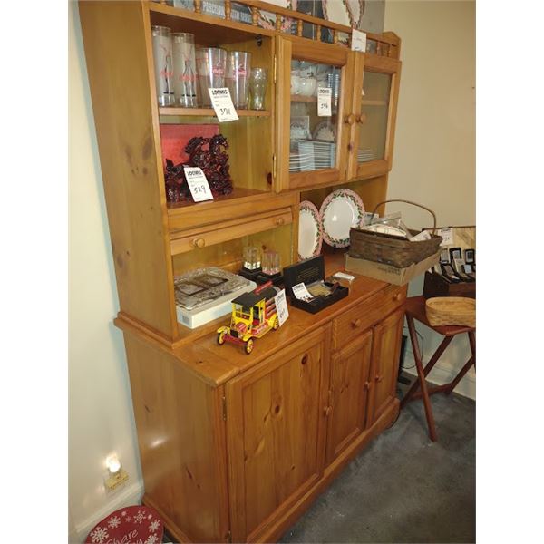 SOLID WOOD HARVEST HUTCH (MATCHES TABLE )