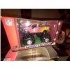 Image 2 : S/3 ANIMATED SF DOLL, MONSTER TRUCK & FOOTBALL