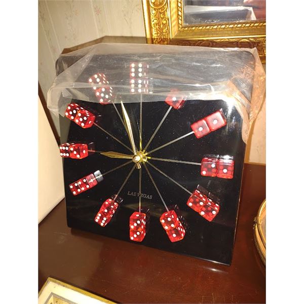 VINTAGE ( NEW IN PACKING) LAS VEGAS DICE CLOCK