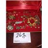 Image 2 : SALE LOT OF ASST VINTAGE JEWLERY
