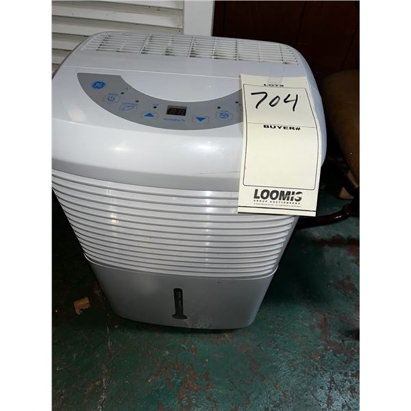 G.E. DEHUMIDIFER