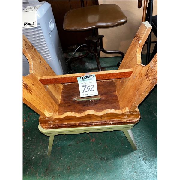 ANTIQUE STOOL(S/2)