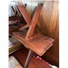 Image 2 : 5 PC PICNIC TABLE SET (LIKE NEW)