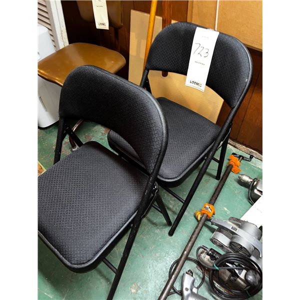 3 PC FOLDING TABLE & CHAIRS