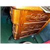Image 3 : ANTIQUE SEWING STAND
