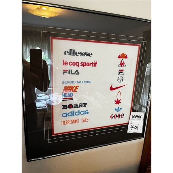VINTAGE FRAMED SPORTSWEAR LOGO