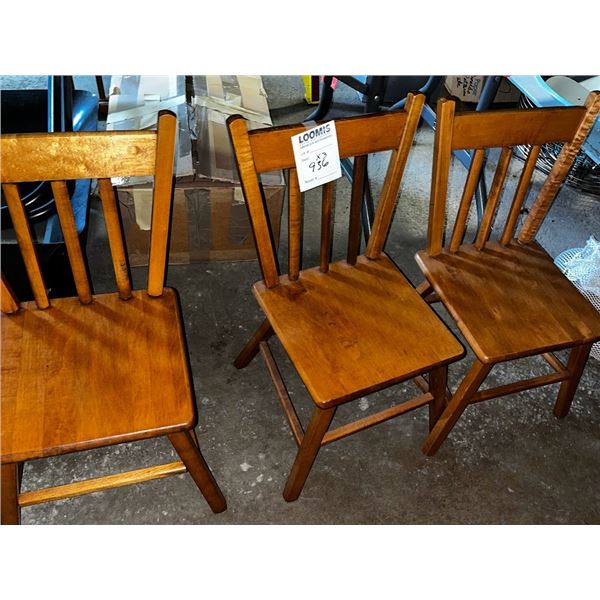 S/3 ANTIQUE KIDS WOOD CHAIRS