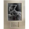 Image 1 : King Kong's Fay Wray Photo and Signature Cut