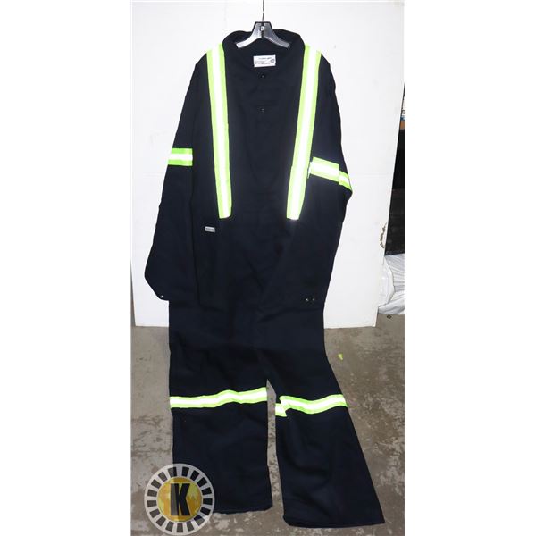 COVERALL WITH SAFETY STRIPES SIZE 62TA